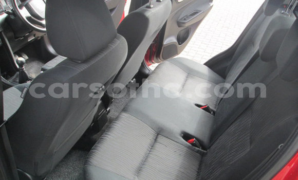 Sayi Na hannu Suzuki Swift Red Mota in Maseru a Maseru Sayi Na hannu Suzuki Swift Red Mota in Maseru a Maseru