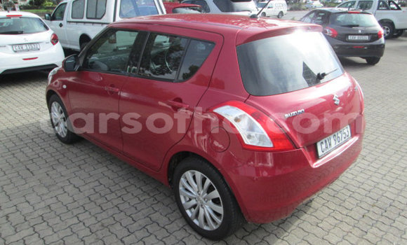 Sayi Na hannu Suzuki Swift Red Mota in Maseru a Maseru Sayi Na hannu Suzuki Swift Red Mota in Maseru a Maseru