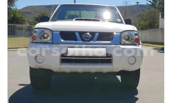 Acheter Occasion Voiture Nissan NP 300 Blanc à Maputsoe, Leribe Acheter Occasion Voiture Nissan NP 300 Blanc à Maputsoe, Leribe
