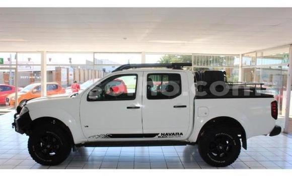 Acheter Occasion Voiture Nissan Navara Blanc à Butha–Buthe, Thaba-Tseka Acheter Occasion Voiture Nissan Navara Blanc à Butha–Buthe, Thaba-Tseka