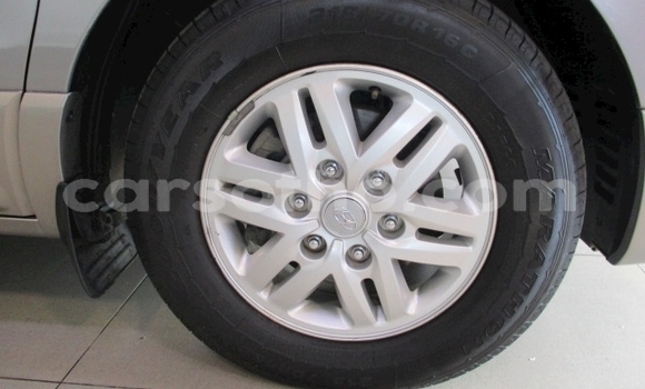 Sayi Na hannu Hyundai H1 Silver Mota in Maseru a Maseru Sayi Na hannu Hyundai H1 Silver Mota in Maseru a Maseru