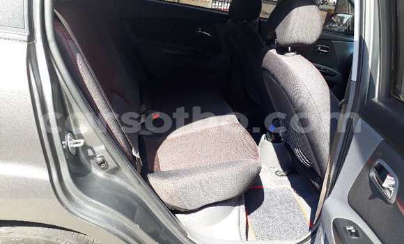 Acheter Occasion Voiture Kia Rio Gris à Maputsoe, Leribe Acheter Occasion Voiture Kia Rio Gris à Maputsoe, Leribe