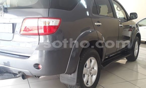اشتري مستعمل Toyota Fortuner Silver سيارة في Maseru في Maseru اشتري مستعمل Toyota Fortuner Silver سيارة في Maseru في Maseru