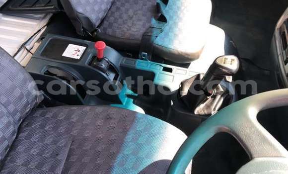 اشتري مستعمل Nissan UD White شاحنة في Maseru في Maseru اشتري مستعمل Nissan UD White شاحنة في Maseru في Maseru