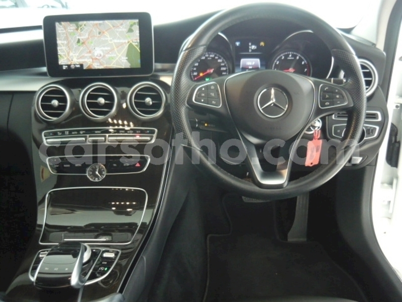 Big with watermark 4640434 7