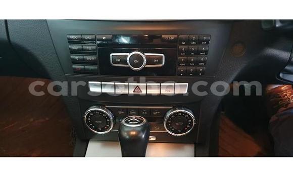 Acheter Occasion Voiture Mercedes-Benz C–Class Blanc à Import - Dubai, Maseru Acheter Occasion Voiture Mercedes-Benz C–Class Blanc à Import - Dubai, Maseru