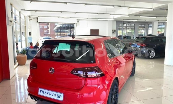 Acheter Occasion Voiture Volkswagen Golf Rouge à Mafeteng, Mafeteng Acheter Occasion Voiture Volkswagen Golf Rouge à Mafeteng, Mafeteng