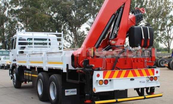 اشتري مستعمل Nissan UD White شاحنة في Maseru في Maseru اشتري مستعمل Nissan UD White شاحنة في Maseru في Maseru