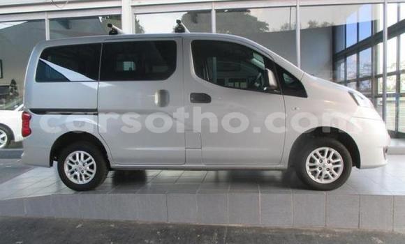 اشتري مستعمل Nissan NV200 Silver سيارة في Hlotse في Leribe اشتري مستعمل Nissan NV200 Silver سيارة في Hlotse في Leribe
