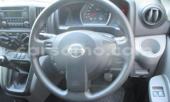 اشتري مستعمل Nissan NV200 Silver سيارة في Hlotse في Leribe اشتري مستعمل Nissan NV200 Silver سيارة في Hlotse في Leribe
