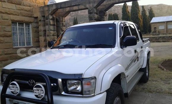 Buy Used Toyota Hilux White Car in Maseru in Maseru Buy Used Toyota Hilux White Car in Maseru in Maseru
