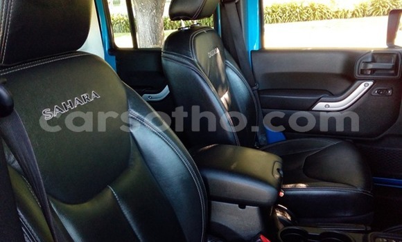 Sayi Na hannu Jeep Wrangler Blue Mota in Maseru a Maseru Sayi Na hannu Jeep Wrangler Blue Mota in Maseru a Maseru