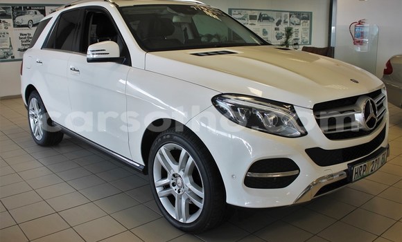Acheter Occasion Voiture Mercedes-Benz AMG GLE Blanc à Maseru, Maseru Acheter Occasion Voiture Mercedes-Benz AMG GLE Blanc à Maseru, Maseru