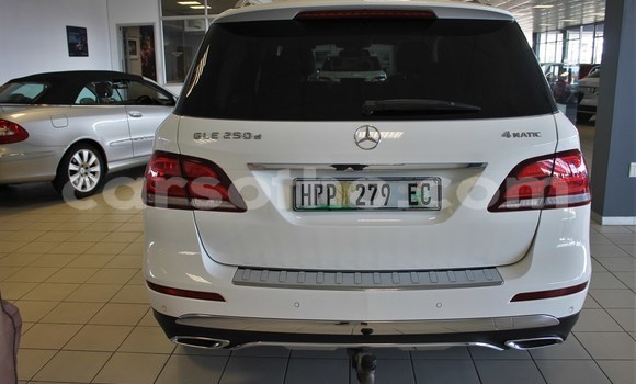 Acheter Occasion Voiture Mercedes-Benz AMG GLE Blanc à Maseru, Maseru Acheter Occasion Voiture Mercedes-Benz AMG GLE Blanc à Maseru, Maseru