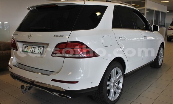 Acheter Occasion Voiture Mercedes-Benz AMG GLE Blanc à Maseru, Maseru Acheter Occasion Voiture Mercedes-Benz AMG GLE Blanc à Maseru, Maseru