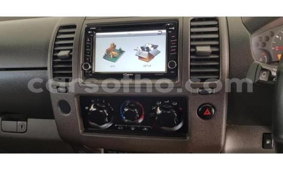 Sayi Na hannu Nissan Navara White Mota in Maputsoa a Leribe Sayi Na hannu Nissan Navara White Mota in Maputsoa a Leribe