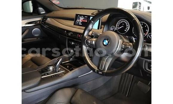 Acheter Occasion Voiture BMW X6 M Rouge à Maseru, Maseru Acheter Occasion Voiture BMW X6 M Rouge à Maseru, Maseru