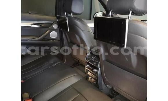 Acheter Occasion Voiture BMW X6 M Rouge à Maseru, Maseru Acheter Occasion Voiture BMW X6 M Rouge à Maseru, Maseru