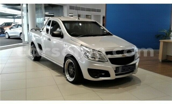 Sayi Na hannu Chevrolet Corsa Silver Mota in Maseru a Maseru Sayi Na hannu Chevrolet Corsa Silver Mota in Maseru a Maseru