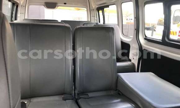 اشتري مستعمل Nissan NV350 Caravan White سيارة في Maseru في Maseru اشتري مستعمل Nissan NV350 Caravan White سيارة في Maseru في Maseru
