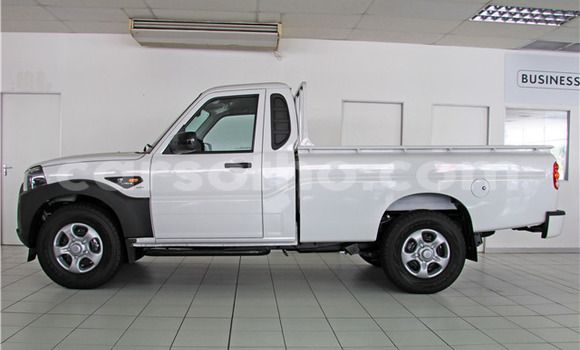 Acheter Occasion Voiture Mahindra Bolero Blanc à Maseru, Maseru Acheter Occasion Voiture Mahindra Bolero Blanc à Maseru, Maseru
