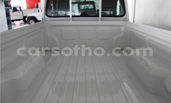 Acheter Occasion Voiture Mahindra Bolero Blanc à Maseru, Maseru Acheter Occasion Voiture Mahindra Bolero Blanc à Maseru, Maseru