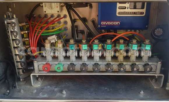 Sayi Na hannu Mercedes‒Benz 2644 White Babbar mota in Maseru a Maseru Sayi Na hannu Mercedes‒Benz 2644 White Babbar mota in Maseru a Maseru