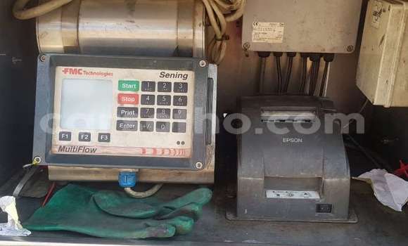 Sayi Na hannu Mercedes‒Benz 2644 White Babbar mota in Maseru a Maseru Sayi Na hannu Mercedes‒Benz 2644 White Babbar mota in Maseru a Maseru