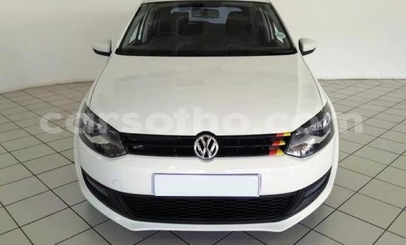 Acheter Occasion Voiture Volkswagen Polo Blanc à Hlotse, Leribe Acheter Occasion Voiture Volkswagen Polo Blanc à Hlotse, Leribe