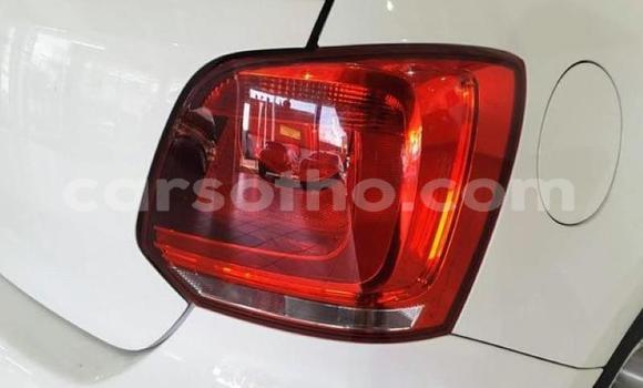 Acheter Occasion Voiture Volkswagen Polo Blanc à Hlotse, Leribe Acheter Occasion Voiture Volkswagen Polo Blanc à Hlotse, Leribe