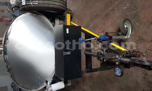 Sayi Na hannu Caterpillar 120 Other Babbar mota in Maseru a Maseru Sayi Na hannu Caterpillar 120 Other Babbar mota in Maseru a Maseru