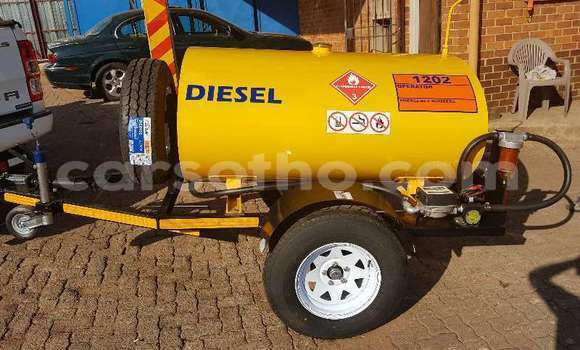 Sayi Na hannu Caterpillar 120 Other Babbar mota in Maseru a Maseru Sayi Na hannu Caterpillar 120 Other Babbar mota in Maseru a Maseru