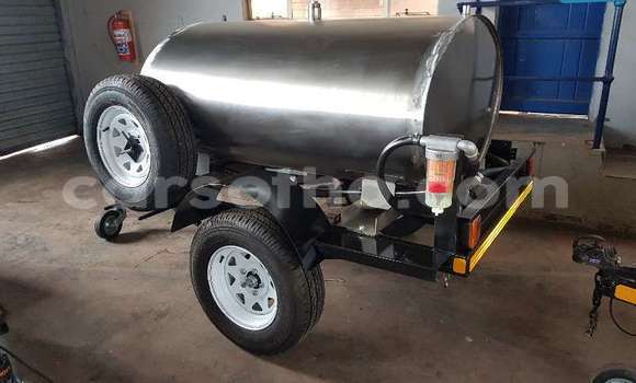 Sayi Na hannu Caterpillar 120 Other Babbar mota in Maseru a Maseru Sayi Na hannu Caterpillar 120 Other Babbar mota in Maseru a Maseru