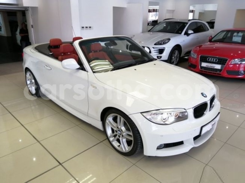Big with watermark 2011 bmw 125i convertible m sport 2147483823 408120 2