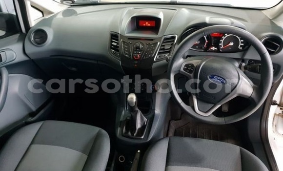 Buy Used Ford Focus White Car in Maseru in Maseru Buy Used Ford Focus White Car in Maseru in Maseru