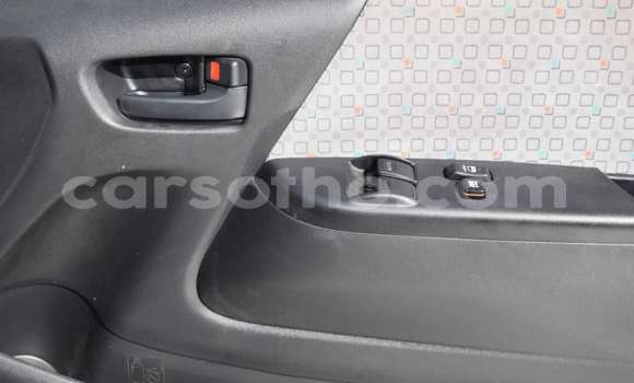Buy Used Toyota Hiace White Car in Maseru in Maseru Buy Used Toyota Hiace White Car in Maseru in Maseru