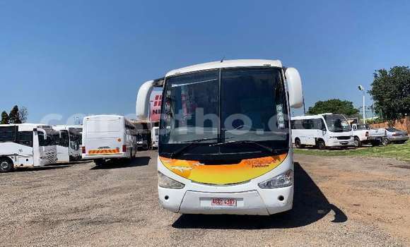 اشتري مستعمل Volvo F4 White شاحنة في Maseru في Maseru اشتري مستعمل Volvo F4 White شاحنة في Maseru في Maseru