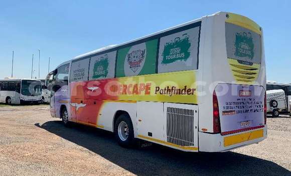 اشتري مستعمل Volvo F4 White شاحنة في Maseru في Maseru اشتري مستعمل Volvo F4 White شاحنة في Maseru في Maseru