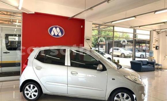 Acheter Occasion Voiture Hyundai i10 Gris à Maseru, Maseru Acheter Occasion Voiture Hyundai i10 Gris à Maseru, Maseru