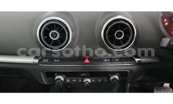 Sayi Na hannu Audi A3 Red Mota in Maputsoe a Leribe Sayi Na hannu Audi A3 Red Mota in Maputsoe a Leribe