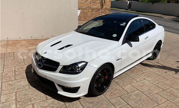 اشتري مستعمل Mercedes-Benz AMG GLC Coupe White سيارة في Maseru في Maseru اشتري مستعمل Mercedes-Benz AMG GLC Coupe White سيارة في Maseru في Maseru