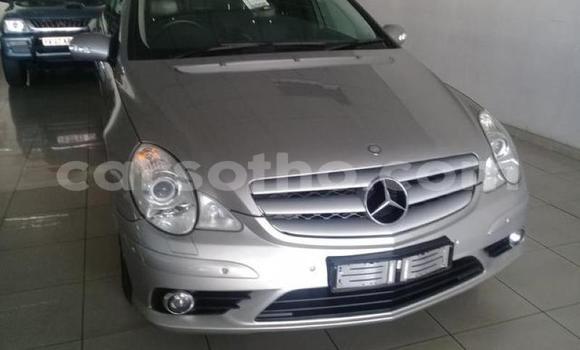 اشتري مستعمل Mercedes-Benz R–Class Silver سيارة في Maseru في Maseru اشتري مستعمل Mercedes-Benz R–Class Silver سيارة في Maseru في Maseru