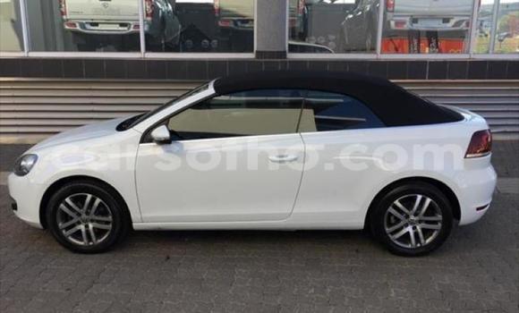 اشتري مستعمل Volkswagen Golf White سيارة في Maseru في Maseru اشتري مستعمل Volkswagen Golf White سيارة في Maseru في Maseru