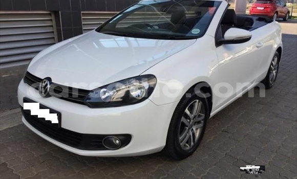اشتري مستعمل Volkswagen Golf White سيارة في Maseru في Maseru اشتري مستعمل Volkswagen Golf White سيارة في Maseru في Maseru