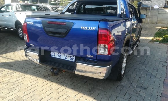 Buy Used Toyota Hilux Blue Car in Maseru in Maseru Buy Used Toyota Hilux Blue Car in Maseru in Maseru