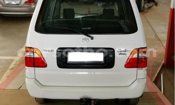 Sayi Na hannu Toyota Urban Cruiser White Mota in Maseru a Maseru Sayi Na hannu Toyota Urban Cruiser White Mota in Maseru a Maseru