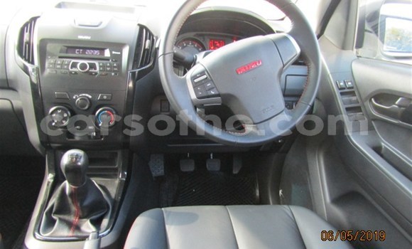 اشتري مستعمل Isuzu KB White سيارة في Maseru في Maseru اشتري مستعمل Isuzu KB White سيارة في Maseru في Maseru