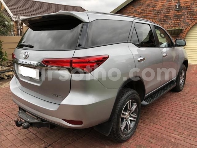 Big with watermark 2016 toyota fortuner 2.4 gd 6 auto pv1025518 7