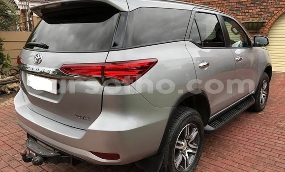 Buy Used Toyota Fortuner Silver Car in Maseru in Maseru Buy Used Toyota Fortuner Silver Car in Maseru in Maseru
