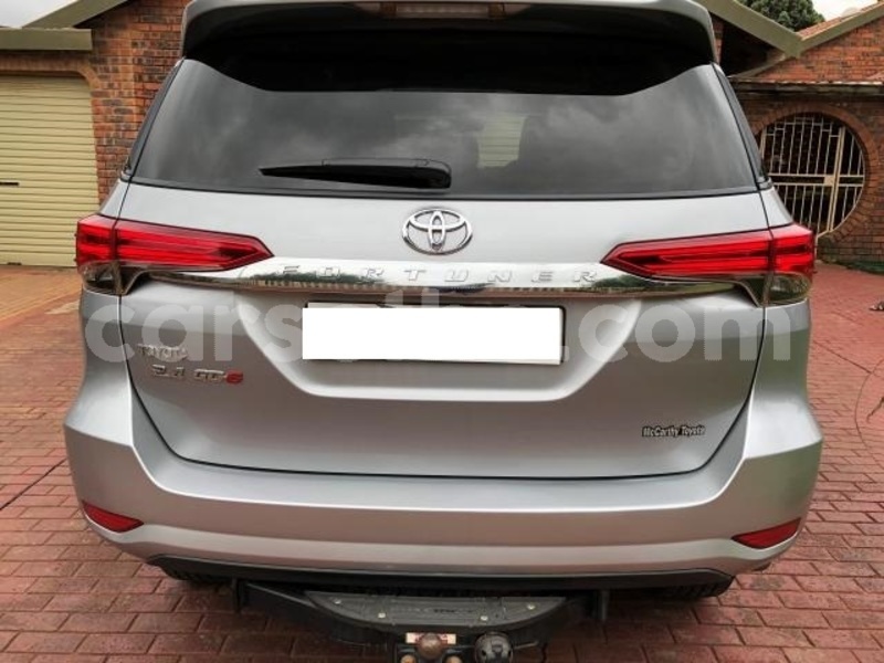 Big with watermark 2016 toyota fortuner 2.4 gd 6 auto pv1025518 6